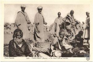 Тарудант, Марокко, 1920. Старые евреи на рынке. Фот. Flandrin