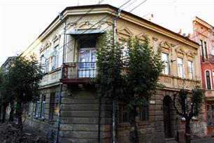 Доходный дом №38. Фото Петей Степана, Википедия