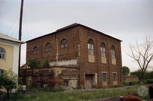 Синагога в Угневе, 1995 Синагога в Угневе, 1995