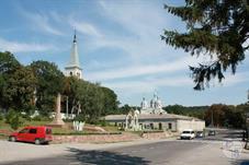 В центре бывшего местечка В центре бывшего местечка