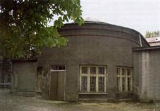 В 1908 г. на набережной была построена миква В 1908 г. на набережной была построена миква