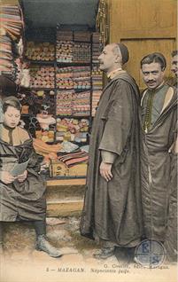 Мазаган (совр. Эль-Джадида), Марокко. Еврейские купцы, 1915. Изд-во G.Coutier