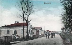 1910 postcard of main street in Stanestie 