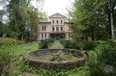 Former palace-sanatorium