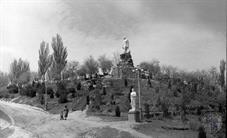 Первый вариант памятника Шевченко