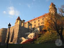 Братиславский Град на замковом холме возник примерно в 3 в. до н. э. 