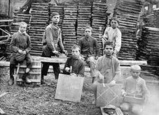 Ученики проф. школы, фото экспедиции Ан-ского, 1912