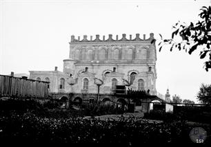 Synagogue in Belz, 1914-1918. Photo was taken by Austrian soldiers