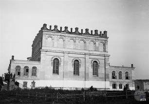 Synagogue in Belz, 1914-1918. Photo was taken by Austrian soldiers