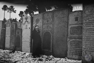 Ukrainian nurse at the Jewish cemetery, 1915