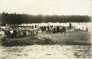 Consecration of the grave of the Jewish Hussar cadet Andreas Rosental, 1914-1915