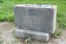 Памятник погибшим на новом кладбище