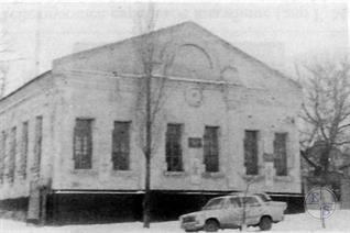 Бобринец, синагога (спортивный зал)