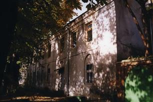 Синагога в Тернополе на ул. Острожского, 2002 г.