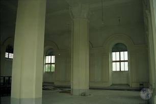 Интерьер синагоги в Угневе, 1995