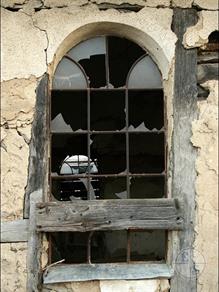 Окно синагоги, 2008
