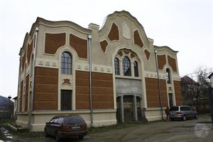 Восстановленная синагога (еще в процессе ремонта), 2018