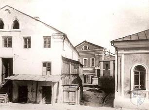 Купеческая синагога на заднем плане, 1934