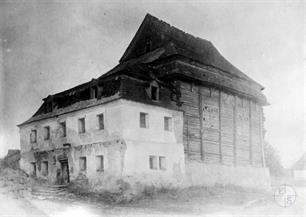 Synagogue  in Janiv, approximately 1920. Built about 1700