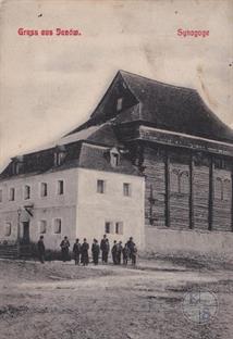 The synagogue was destroyed during World War II