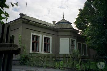 House of a Jewish doctor in Khorostkiv, 1995