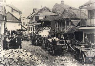 Street in Kremenets, 1921. Photo by Alter Katsizne