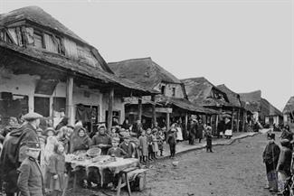 Market in Skalat, between 1900-1918