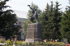 Памятник Суворову - уменьшенная копия измаильского