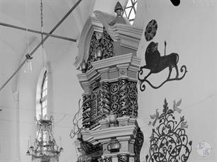 Upper part of Aron Kodesh, 1939