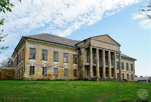 Palace of Stetsky in Mexhyrichi, 2019