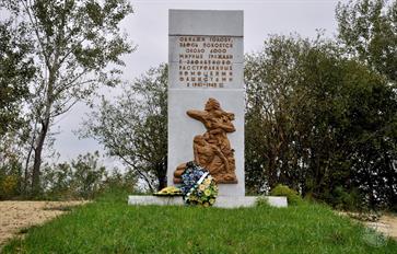 Holocaust memorial in Zdolbuniv, 2014