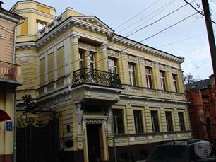 № 23 - особняк купца Mapкова (архитектор Бекетов, 1901 г.)