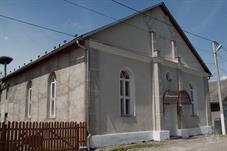 Бывшая синагога в Великом Бычкове, ок. 2000 г.