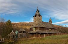 Буковцево, деревянная церковь. Фото Юрій Крилівець, Википедия
