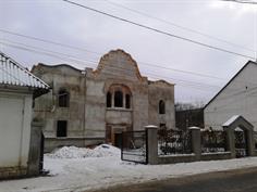 Синагога в процессе реконструкции, 2016 г. Фото zakarpattya.net.ua